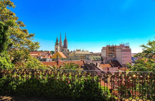 Novi Zagreb Apartment | Cozy apartment in Zagreb with house a panoramic view