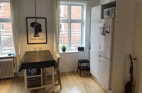 Osterbro Condo | Cozy apartment located on quiet, charming Østerbro near the lakes