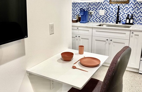 Central Southwest House | Cozy Apartment near Downtown