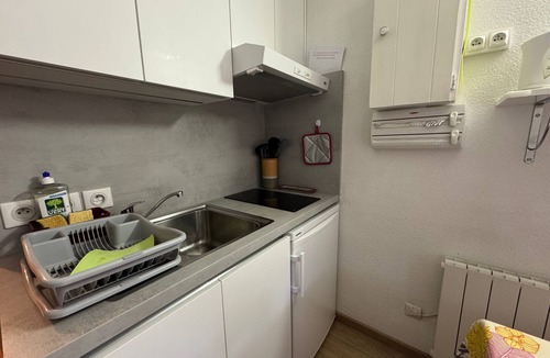 Bernex Apartment | Cozy apartment near slopes, balcony, parking