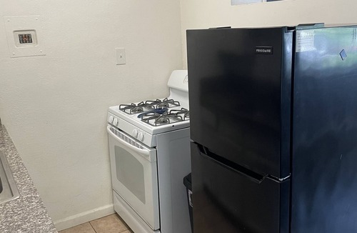 North Oak Park Apartment | Cozy Apartment Near Downtown!