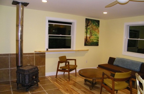 Ghent Apartment | Cozy apartment overlooking our small farm. Family Friendly.