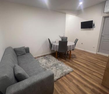 Gonesse Apartment | Cozy apartment proche paris CDG aeroport