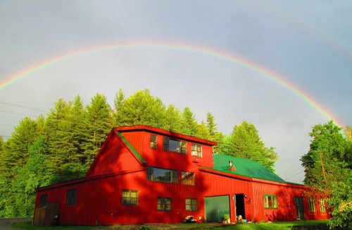 Montgomery Center Apartment | Cozy apartment that’s conveniently located just on the edge of town.