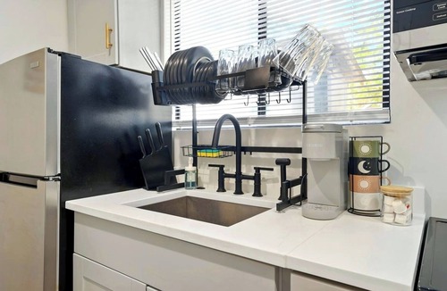 Murray Hill Apartment | Cozy Apartment w/Kitchen, Parking & Self Check-in