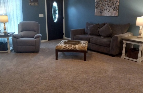 Benton Apartment | Cozy Apartment with all the amenities you could want.