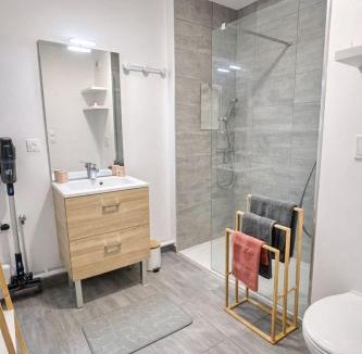 Lesquin Apartment | Cozy apartment with balcony 15 minutes from Lille