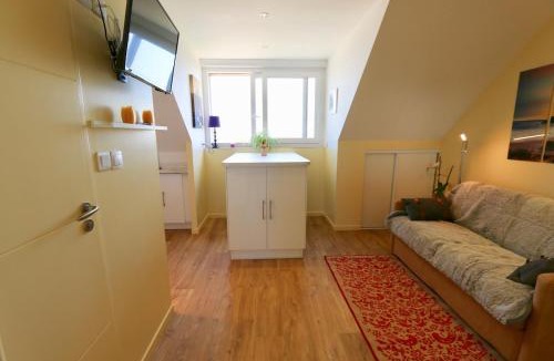 Cancale Apartment | Cozy apartment with exceptional sea view - CANCALE