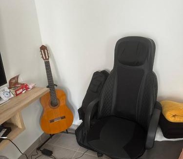 Romainville Apartment | Cozy apartment with garden, massage