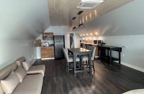 Madison Apartment | Cozy apartment with lake access