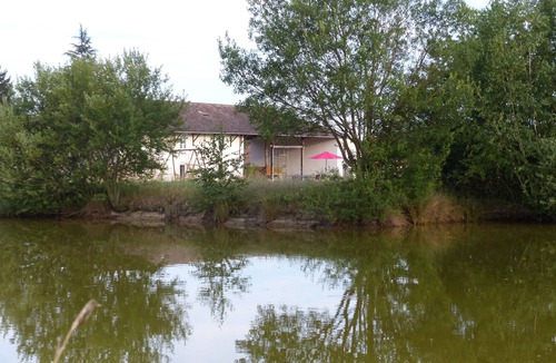 Domsure Apartment | Cozy Apartment with Terrace