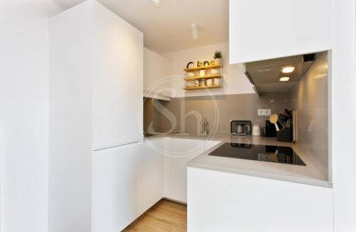 El Baix Guinardo Apartment | Cozy apartment with terrace & views Sagrada Familia