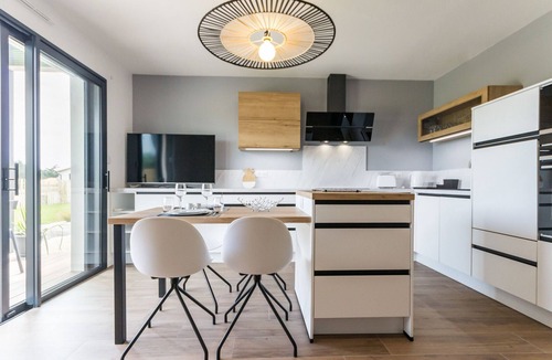 Prefailles Cottage | Cozy Apartments with Pool, SPA & Beach Access