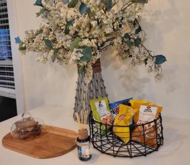 Revere Apartment | Cozy Apt, minutes from Boston!