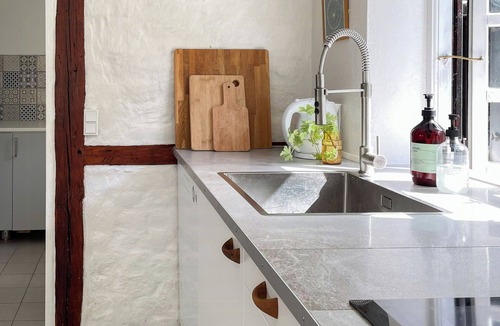 Errindlev House | Cozy artist's house on scenic Lolland