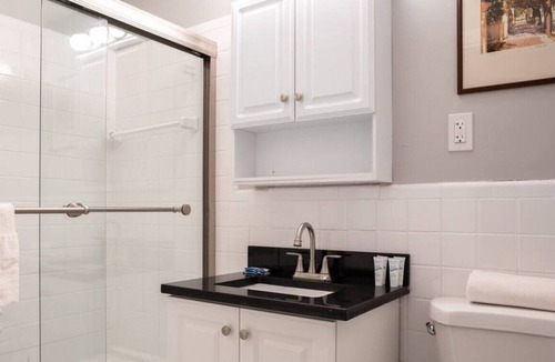 Fenway–Kenmore Apartment | Cozy Back Bay Studio | Close to Fenway!