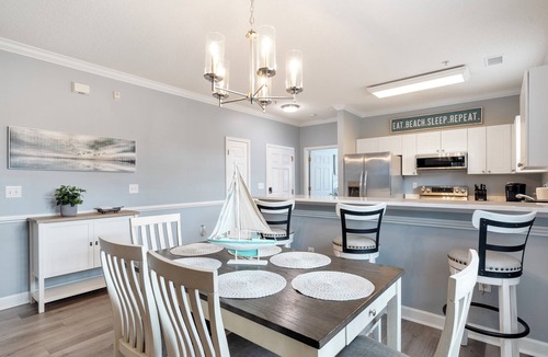 North Myrtle Beach Condo | Cozy Barefoot Beach Retreat: Resort Amenities