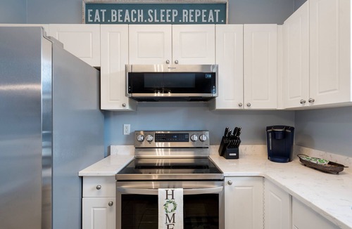 North Myrtle Beach Condo | Cozy Barefoot Beach Retreat: Resort Amenities