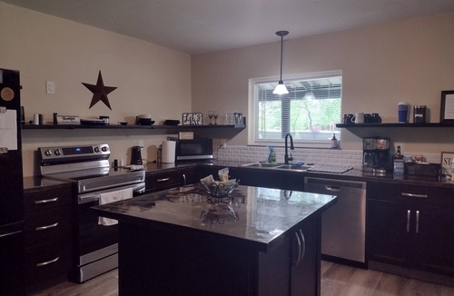 Claremore House | Cozy Barndominium near Will Rogers Downs and Highway 44. Quiet country setting