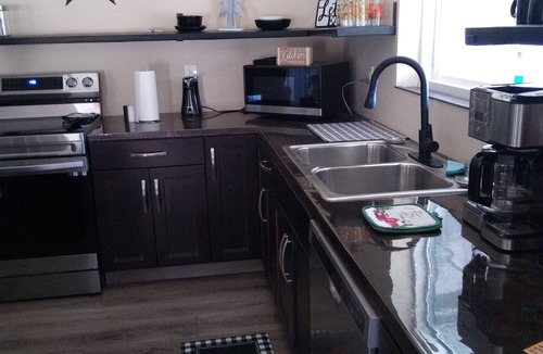 Claremore House | Cozy Barndominium near Will Rogers Downs and Highway 44. Quiet country setting