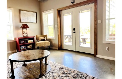 Marietta House | Cozy Barndominium on 100-Acre MW3 Ranch