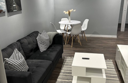 Mount Pleasant Apartment | Cozy basement apartment in Brampton