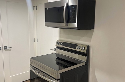 Regina Apartment | Cozy basement apartment