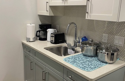 Regina Apartment | Cozy basement apartment