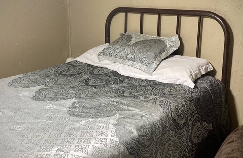 Sedalia Apartment | Cozy Basement Apartment