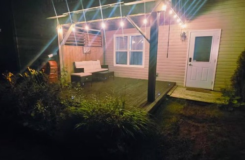 Lower Sackville House | Cozy Basement Suite