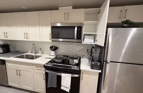 Southeast Calgary House | Cozy Basement Suite in Mahogany