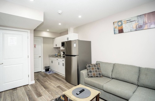 Regina House | Cozy Basement Suite in Regina