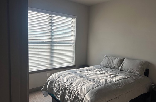 Loring Heights Apartment | Cozy basic 1 bedroom apartment in charming Atlanta with AC ,laundry & gym access