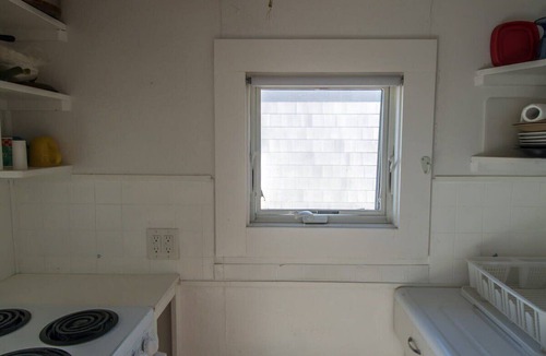 North Truro Cabin | Cozy Beach Bungalow S