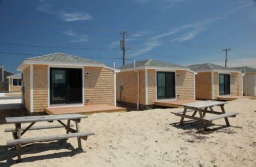 North Truro Cabin | Cozy Beach Bungalow S
