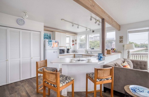 Manzanita House | Cozy Beach Castle has Panoramic Views, Wrap-Around Deck With Ocean Views!