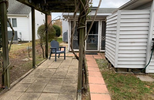 Lewes Cottage | Cozy beach cottage, steps from Lewes Beach