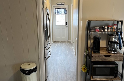 Slaughter Beach Cottage | Cozy Beach Front Cottage Pet Friendly