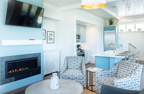 Port Aransas Cabin | Cozy beach home w. heated pool