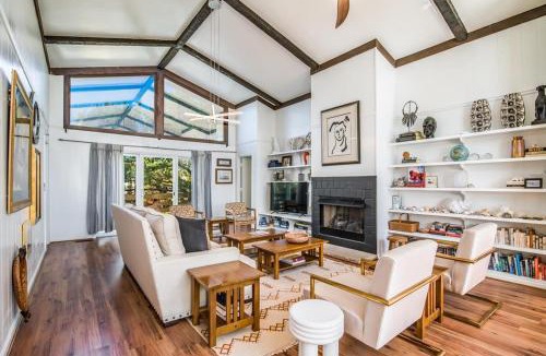 Pawleys Island House | Cozy Beach House Steps from the Shore: 4 Bedroom