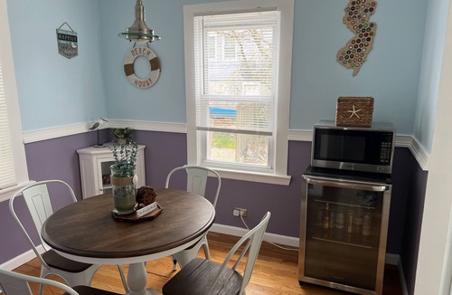 Sea Bright House | Cozy beach house with yard and parking
