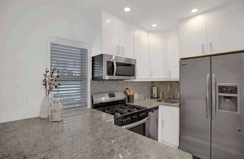 Hendricks and Venice Isles Apartment | Cozy Beach Isles Studio wtih Patio