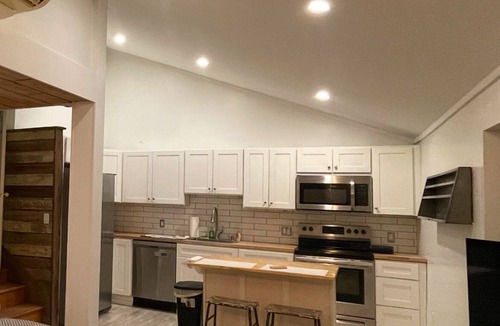 Westerly Apartment | Cozy Beach Town Apartment