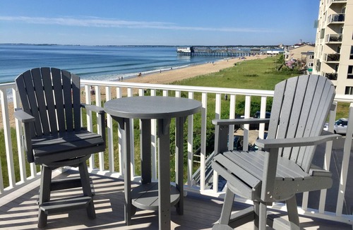 Old Orchard Beach Condo | Cozy Beachfront Condo ☀️