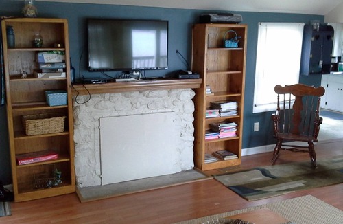 Buzzards Bay Cottage | Cozy Beachfront home w/amazing views.