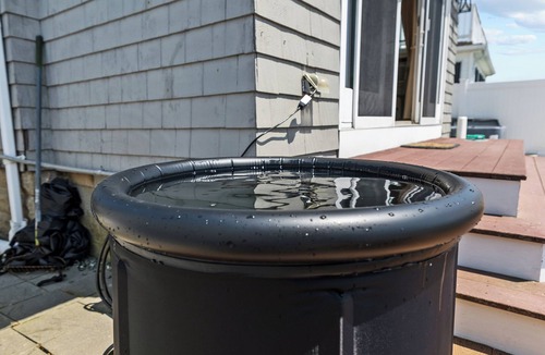 Somerset House | Cozy Beachfront Paradise — Hot Tub, Fire Pit & Views for Days