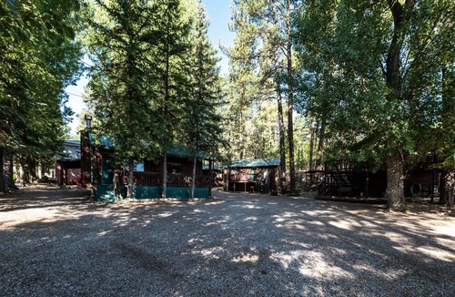 Ruidoso Cabin | Cozy Bear 5, 1 Bedroom, Fireplace, Midtown, Sleeps 4