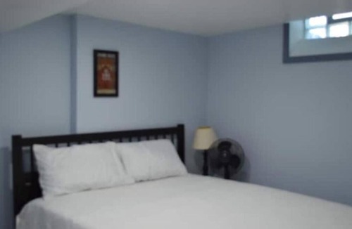 Oak Park House | Cozy Beautiful 3 Bedroom Home.