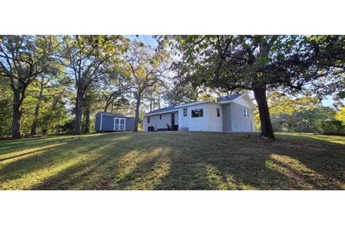 Bristow House | Cozy, beautifully remodeled home on Route 66