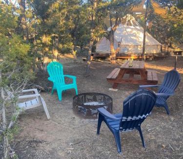 Duchesne House | Cozy Bell Tent Surrounded by Nature in Duchesne, Utah